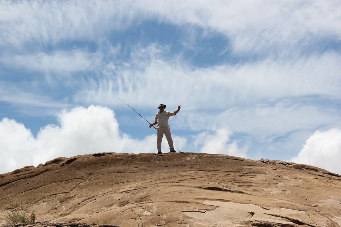 fisherman-972096_1280.jpg